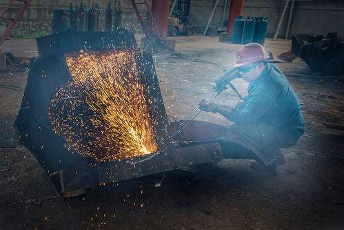 焊工培训学校:钢结构焊接要点是什么